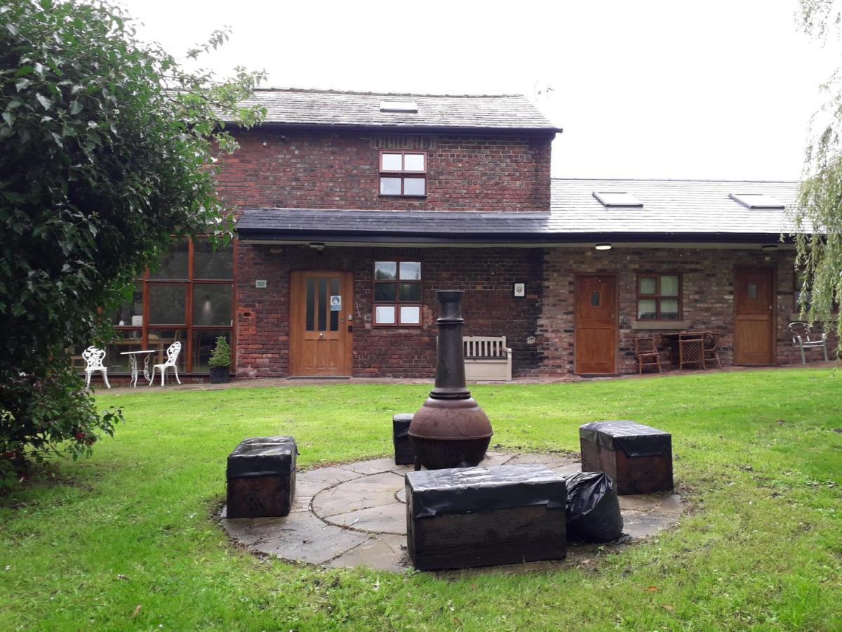 Brook Barn B&B Hale  Esterno foto