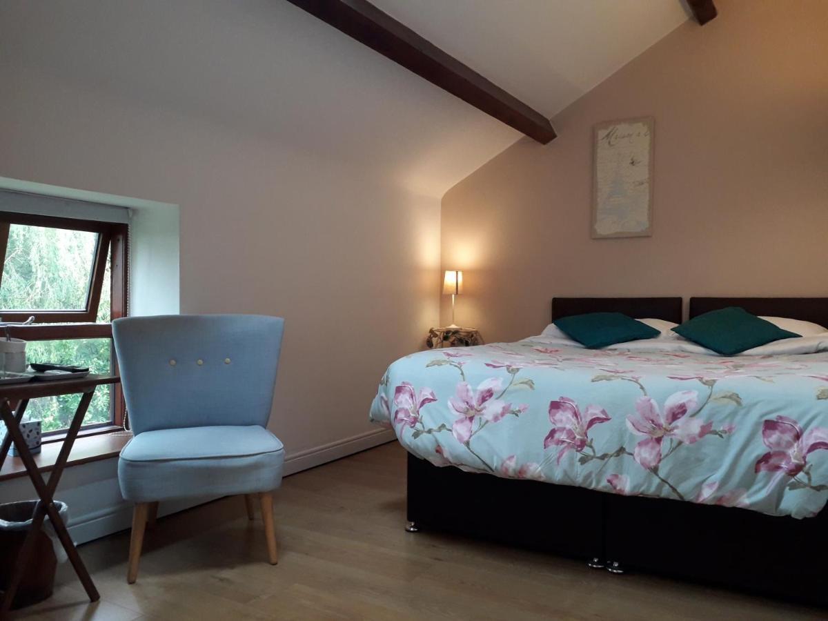 Brook Barn B&B Hale  Esterno foto
