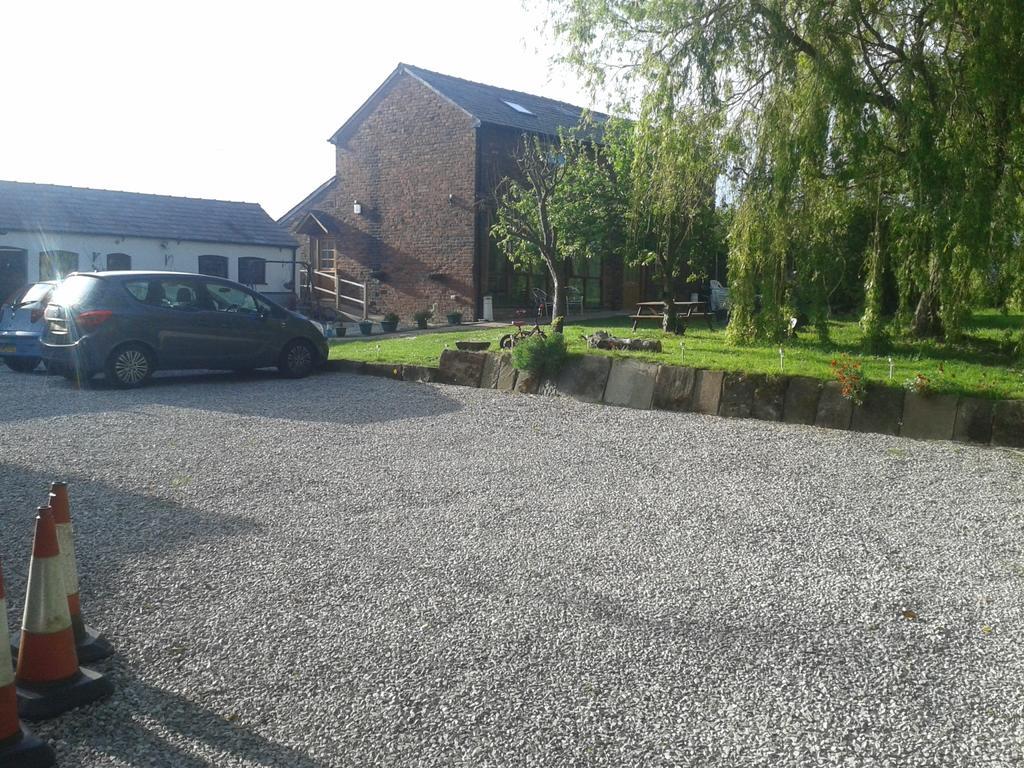 Brook Barn B&B Hale  Esterno foto
