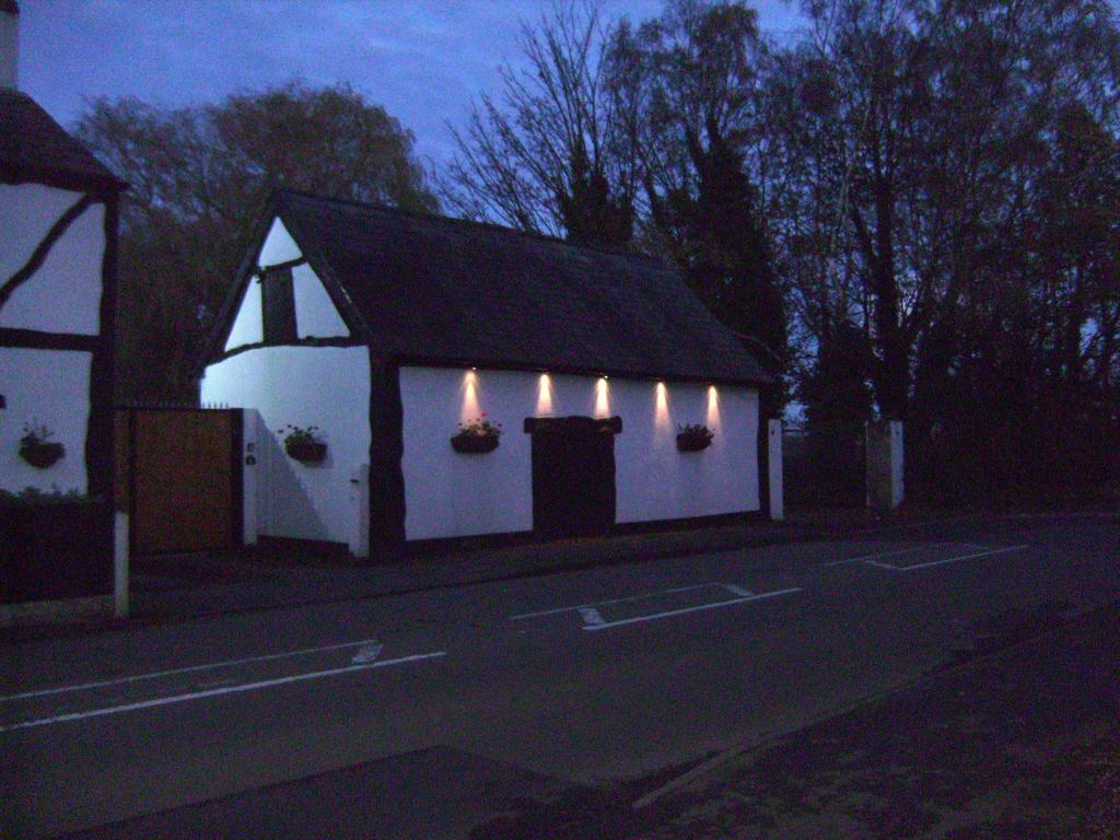 Brook Barn B&B Hale  Esterno foto