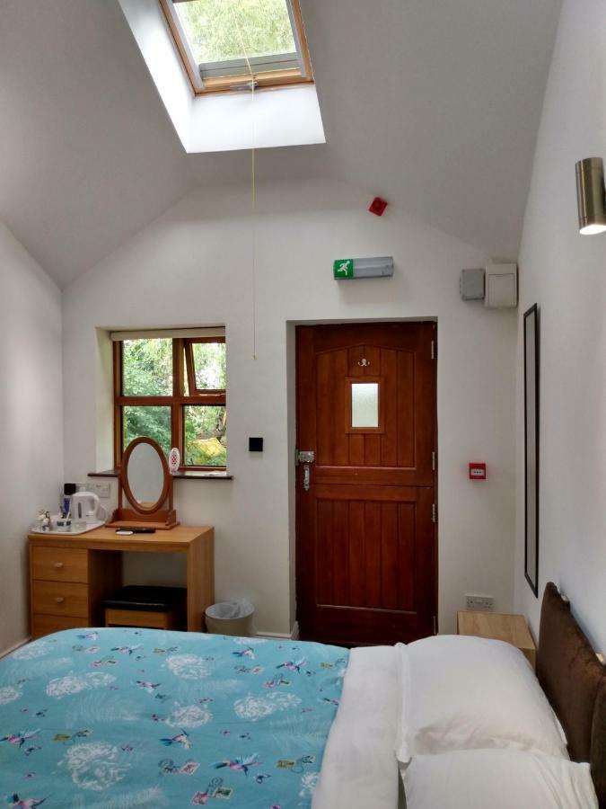 Brook Barn B&B Hale  Esterno foto